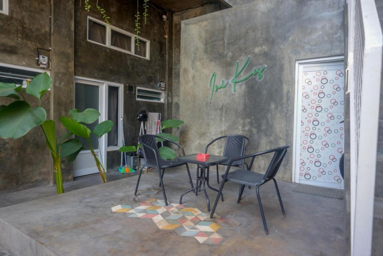 Reddoorz Near Jumbo Mall Sragen Екстер'єр фото