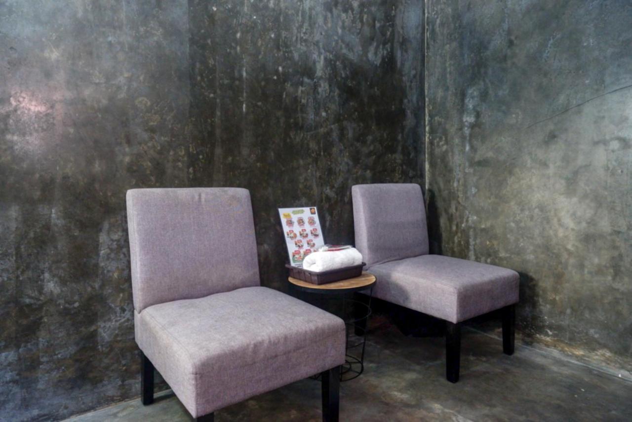 Reddoorz Near Jumbo Mall Sragen Екстер'єр фото